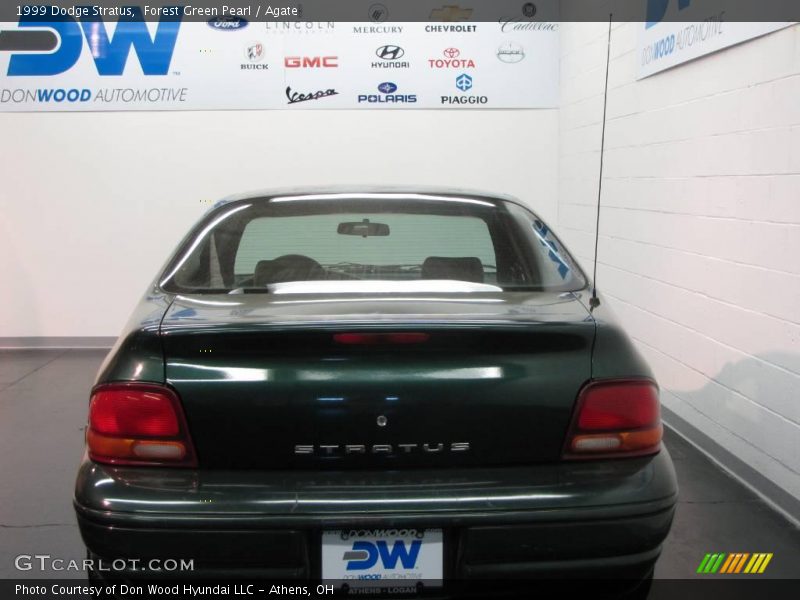 Forest Green Pearl / Agate 1999 Dodge Stratus