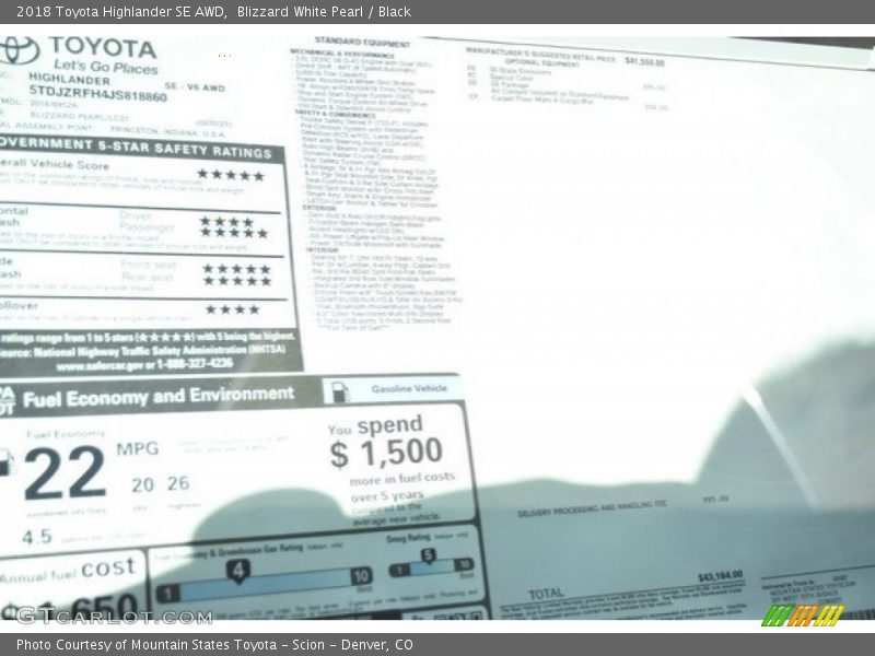 Blizzard White Pearl / Black 2018 Toyota Highlander SE AWD