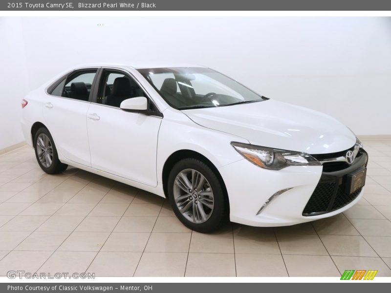  2015 Camry SE Blizzard Pearl White