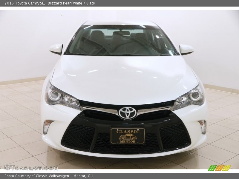 Blizzard Pearl White / Black 2015 Toyota Camry SE