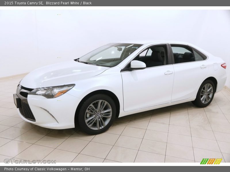  2015 Camry SE Blizzard Pearl White