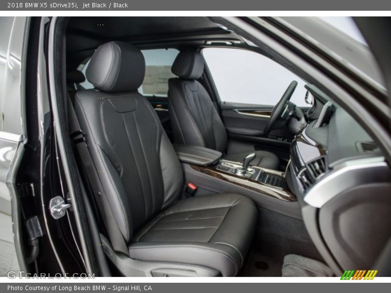 Jet Black / Black 2018 BMW X5 sDrive35i