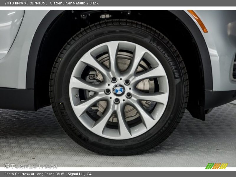 Glacier Silver Metallic / Black 2018 BMW X5 sDrive35i