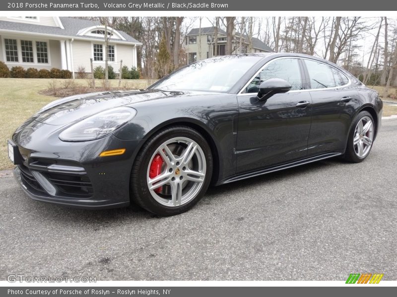 Front 3/4 View of 2018 Panamera Turbo