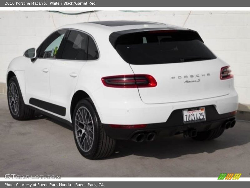 White / Black/Garnet Red 2016 Porsche Macan S