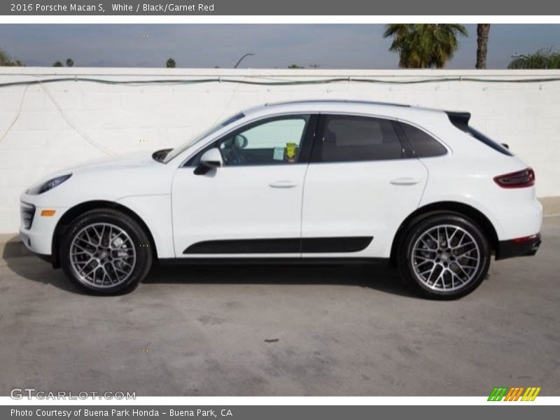 White / Black/Garnet Red 2016 Porsche Macan S