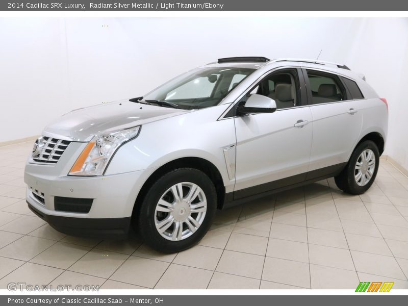 Radiant Silver Metallic / Light Titanium/Ebony 2014 Cadillac SRX Luxury