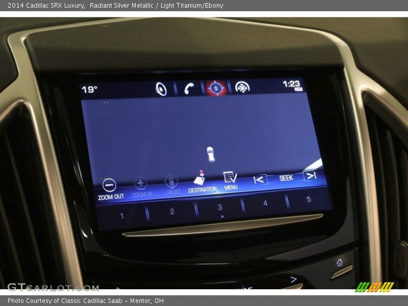 Radiant Silver Metallic / Light Titanium/Ebony 2014 Cadillac SRX Luxury