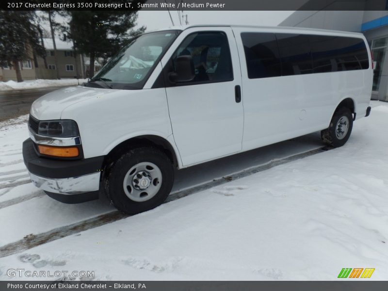 Summit White / Medium Pewter 2017 Chevrolet Express 3500 Passenger LT