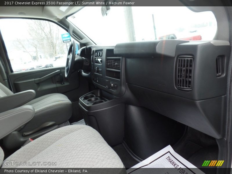 Summit White / Medium Pewter 2017 Chevrolet Express 3500 Passenger LT