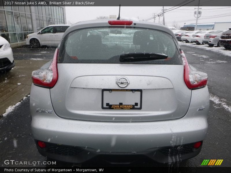 Brilliant Silver / Black/Silver 2017 Nissan Juke S AWD