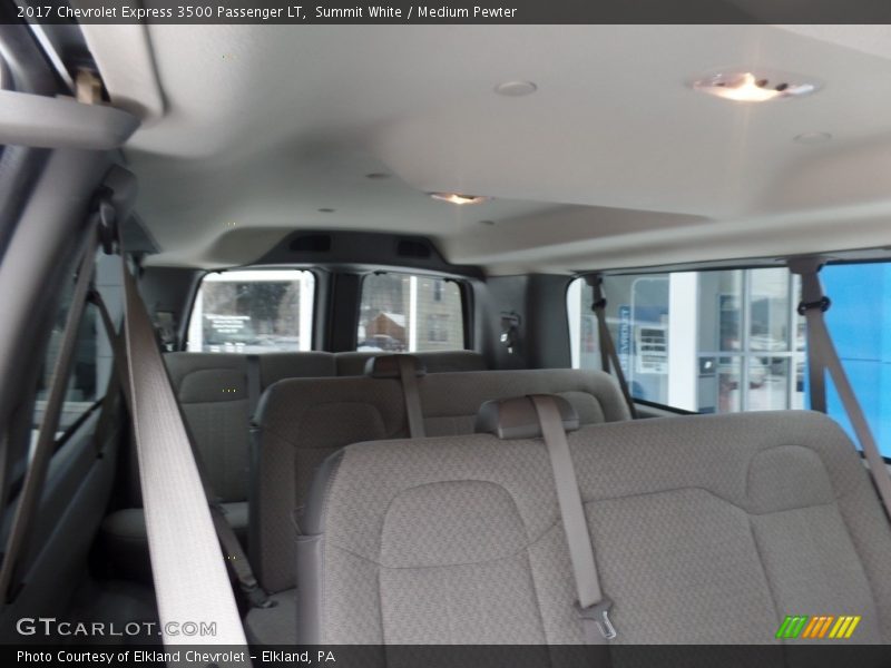 Summit White / Medium Pewter 2017 Chevrolet Express 3500 Passenger LT
