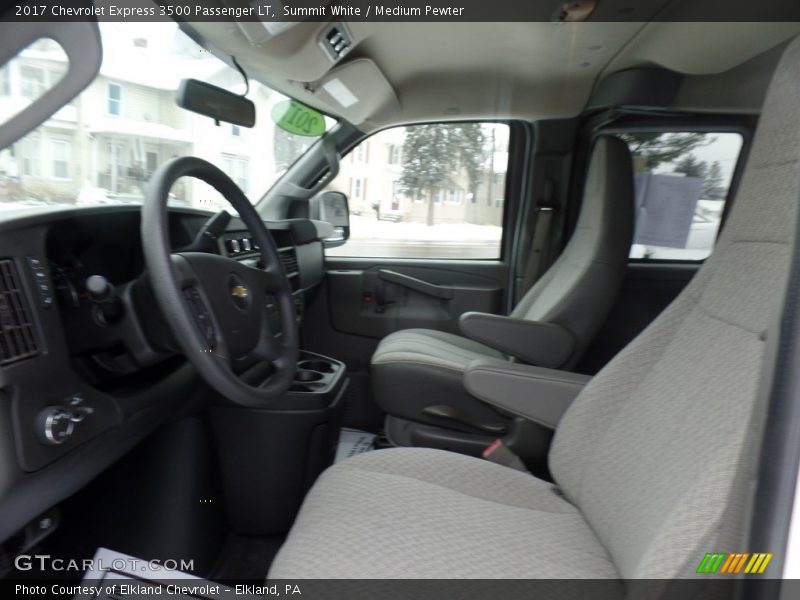 Summit White / Medium Pewter 2017 Chevrolet Express 3500 Passenger LT
