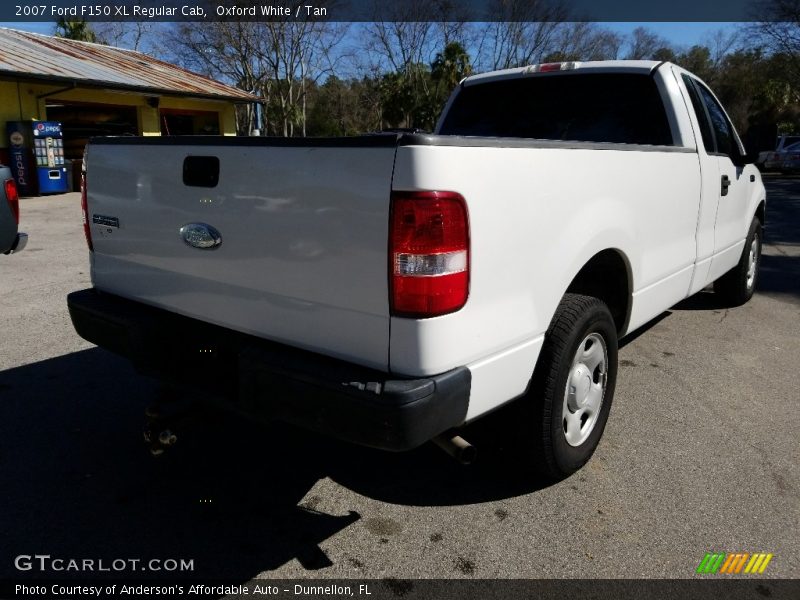 Oxford White / Tan 2007 Ford F150 XL Regular Cab