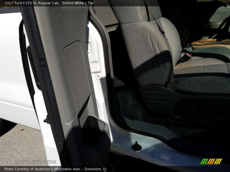 Oxford White / Tan 2007 Ford F150 XL Regular Cab