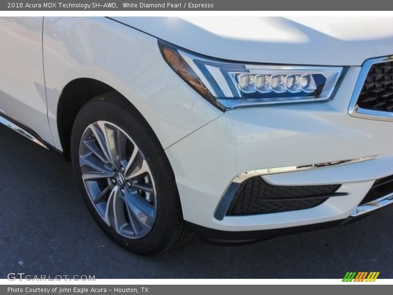 White Diamond Pearl / Espresso 2018 Acura MDX Technology SH-AWD