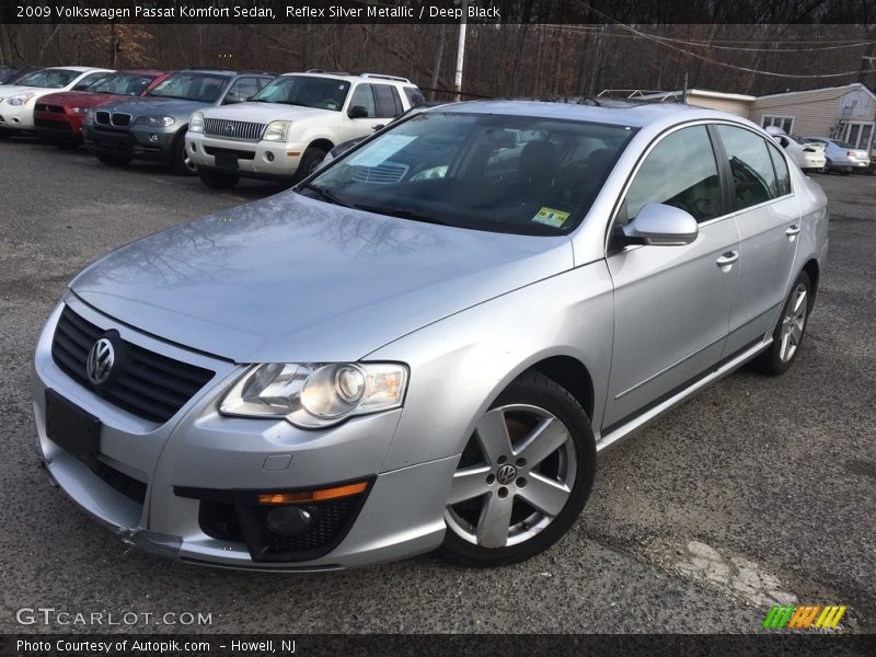 Reflex Silver Metallic / Deep Black 2009 Volkswagen Passat Komfort Sedan