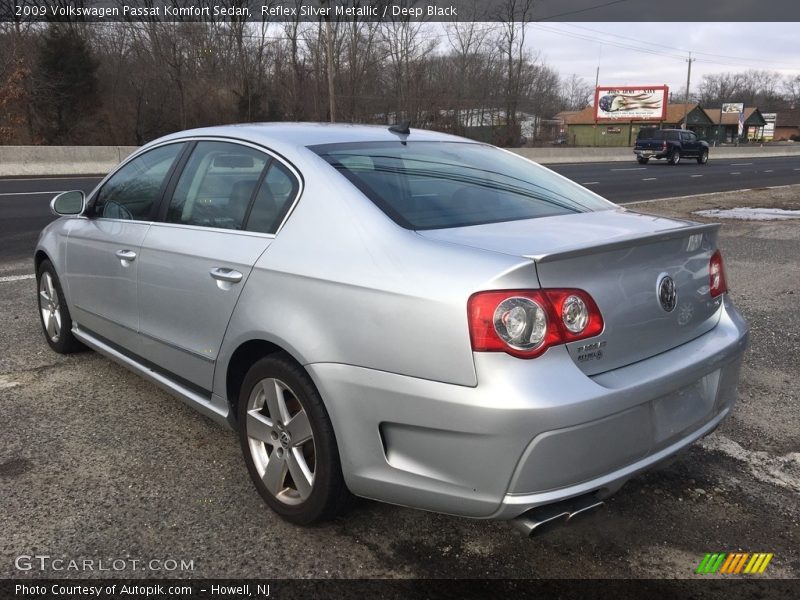 Reflex Silver Metallic / Deep Black 2009 Volkswagen Passat Komfort Sedan