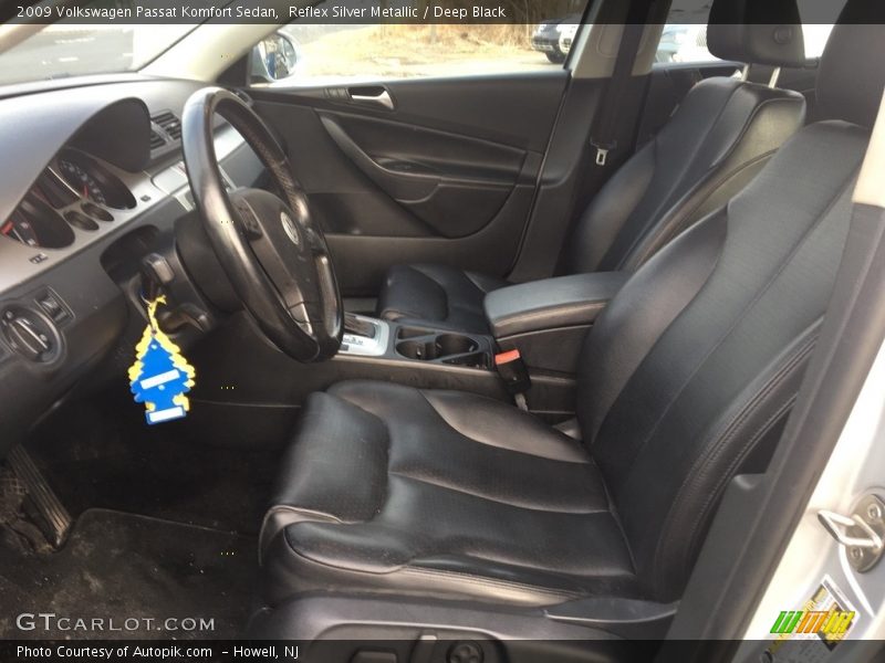 Reflex Silver Metallic / Deep Black 2009 Volkswagen Passat Komfort Sedan