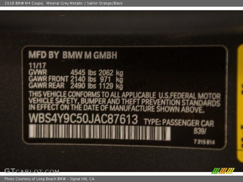 Mineral Grey Metallic / Sakhir Orange/Black 2018 BMW M4 Coupe
