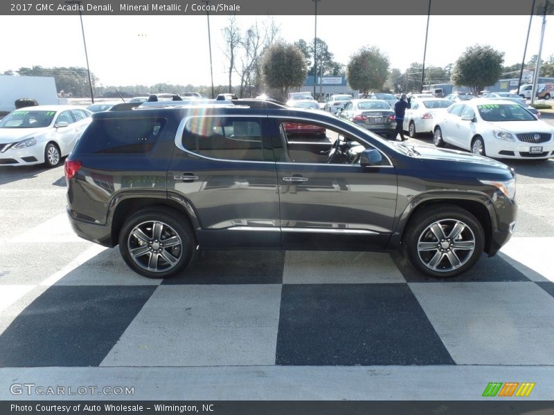 Mineral Metallic / Cocoa/Shale 2017 GMC Acadia Denali