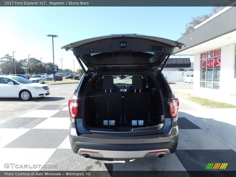 Magnetic / Ebony Black 2017 Ford Explorer XLT