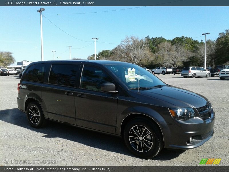 Granite Pearl / Black 2018 Dodge Grand Caravan SE