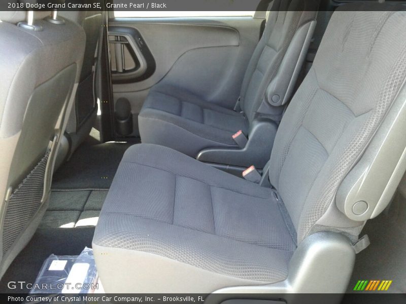 Granite Pearl / Black 2018 Dodge Grand Caravan SE