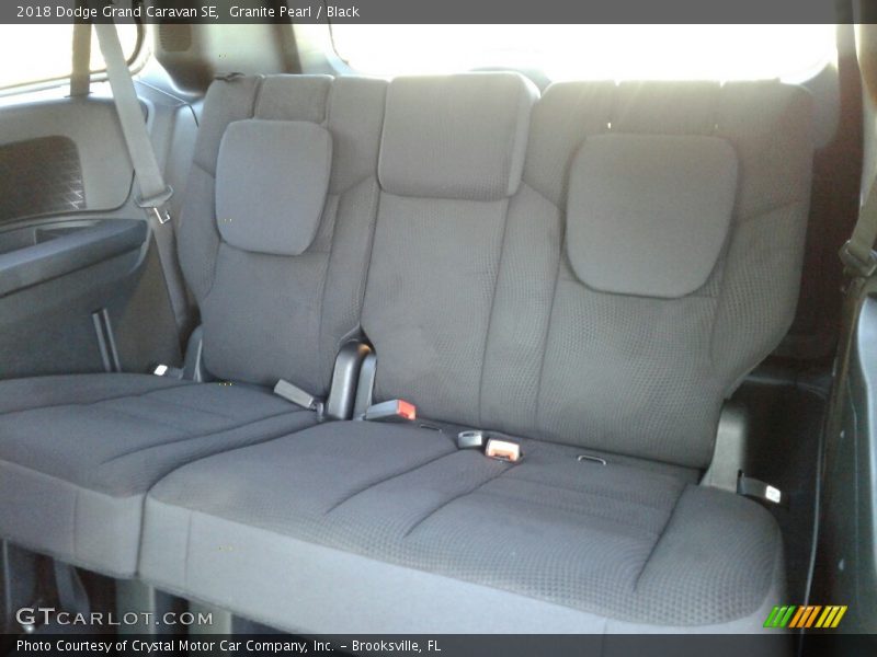 Granite Pearl / Black 2018 Dodge Grand Caravan SE