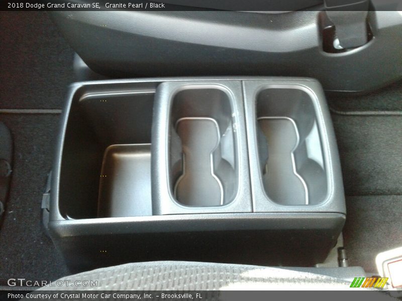 Granite Pearl / Black 2018 Dodge Grand Caravan SE