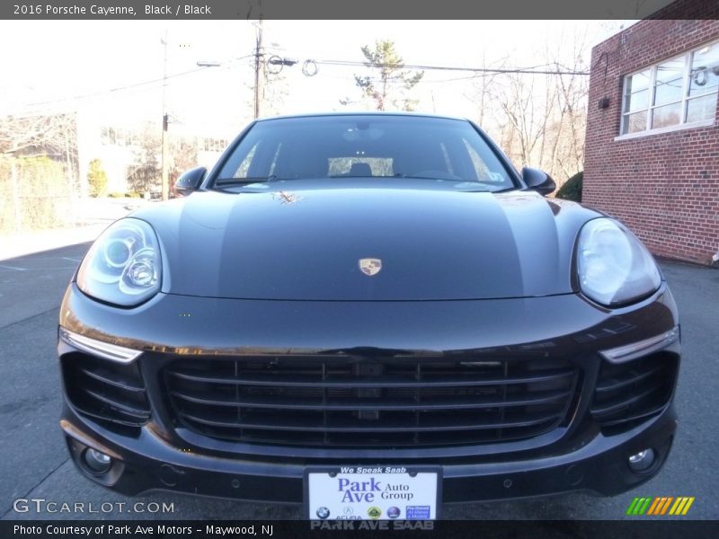 Black / Black 2016 Porsche Cayenne