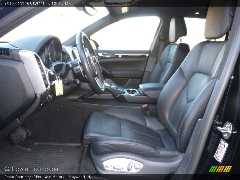 Black / Black 2016 Porsche Cayenne