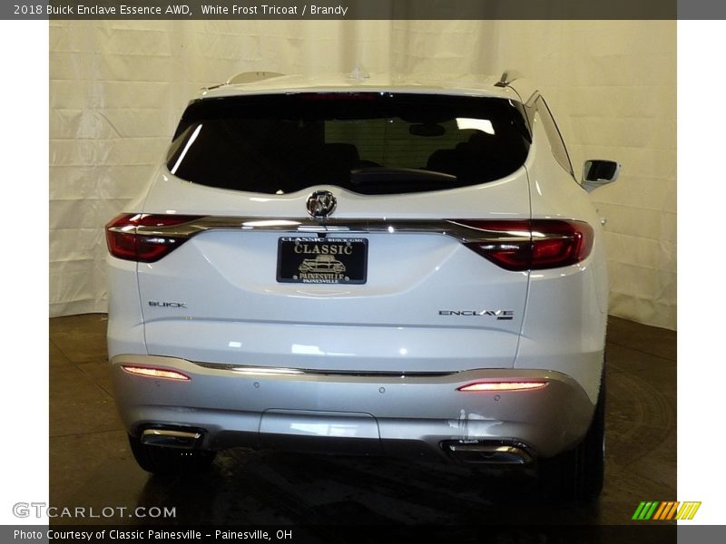 White Frost Tricoat / Brandy 2018 Buick Enclave Essence AWD