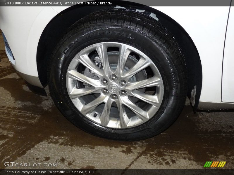 White Frost Tricoat / Brandy 2018 Buick Enclave Essence AWD