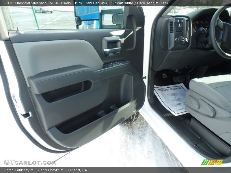 Summit White / Dark Ash/Jet Black 2018 Chevrolet Silverado 3500HD Work Truck Crew Cab 4x4
