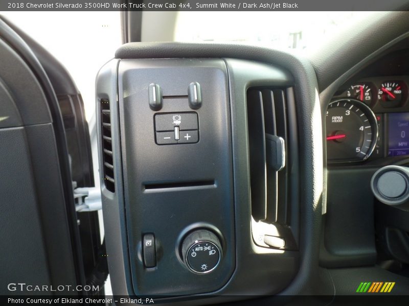 Summit White / Dark Ash/Jet Black 2018 Chevrolet Silverado 3500HD Work Truck Crew Cab 4x4