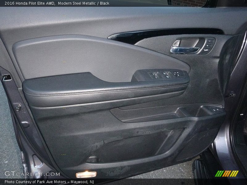 Modern Steel Metallic / Black 2016 Honda Pilot Elite AWD