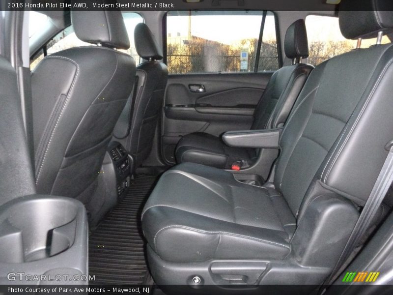 Modern Steel Metallic / Black 2016 Honda Pilot Elite AWD