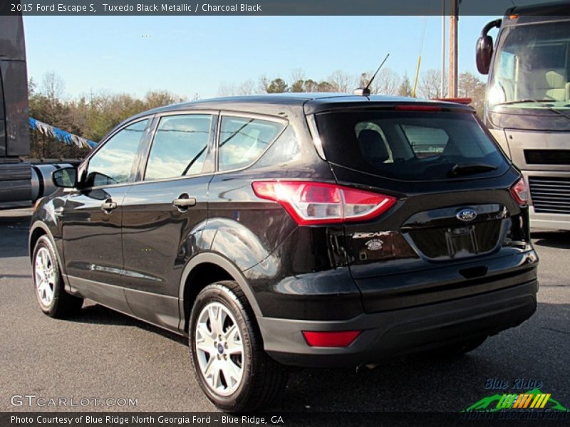 Tuxedo Black Metallic / Charcoal Black 2015 Ford Escape S