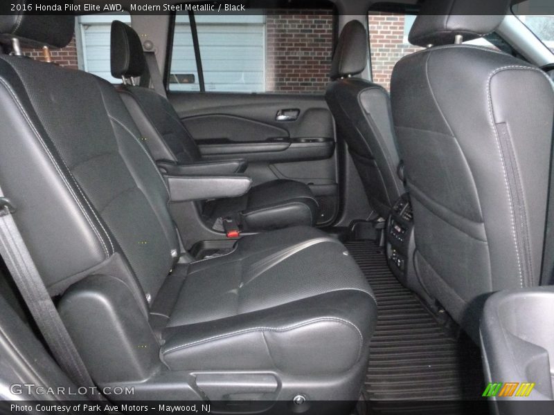 Modern Steel Metallic / Black 2016 Honda Pilot Elite AWD