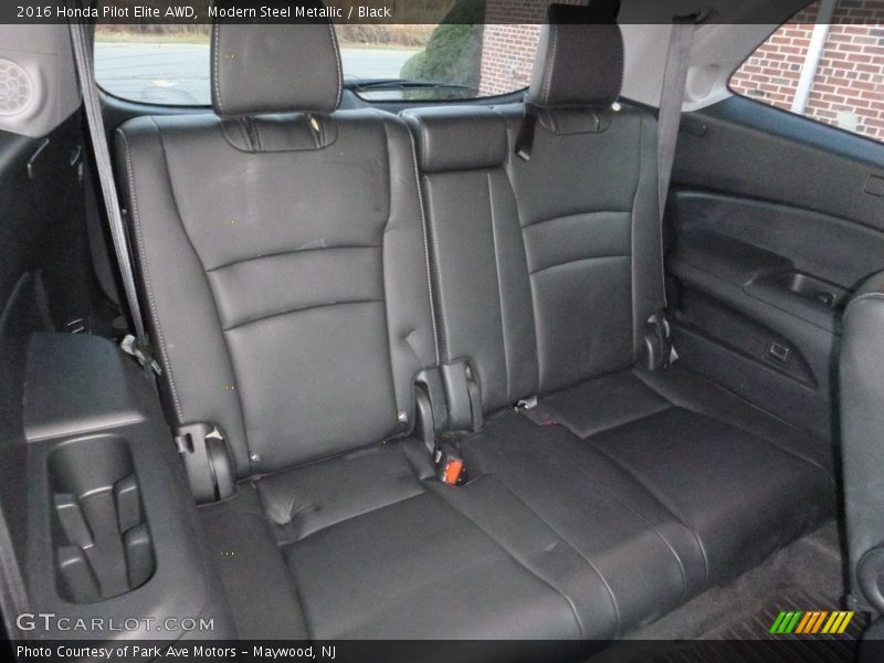 Modern Steel Metallic / Black 2016 Honda Pilot Elite AWD