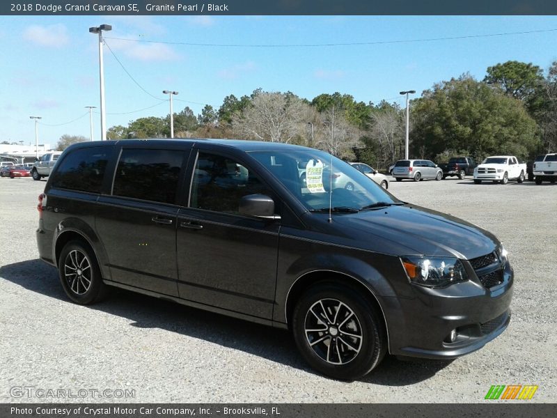 Granite Pearl / Black 2018 Dodge Grand Caravan SE