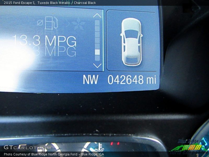 Tuxedo Black Metallic / Charcoal Black 2015 Ford Escape S