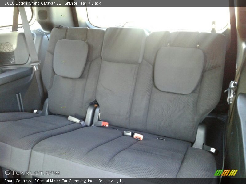 Granite Pearl / Black 2018 Dodge Grand Caravan SE