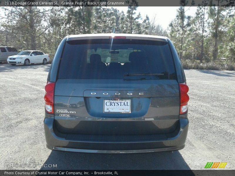 Granite Pearl / Black/Light Graystone 2018 Dodge Grand Caravan SE