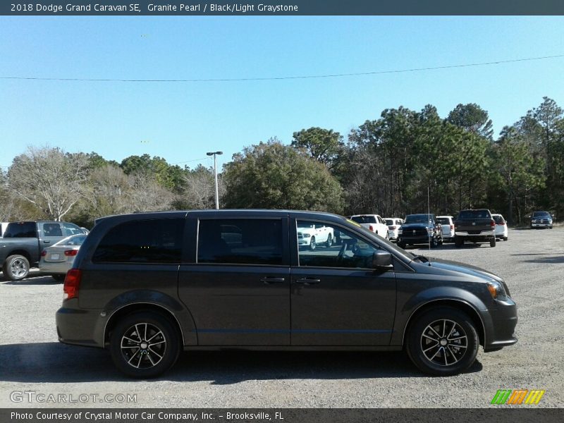 Granite Pearl / Black/Light Graystone 2018 Dodge Grand Caravan SE
