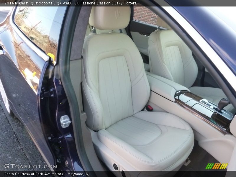 Blu Passione (Passion Blue) / Tortora 2014 Maserati Quattroporte S Q4 AWD