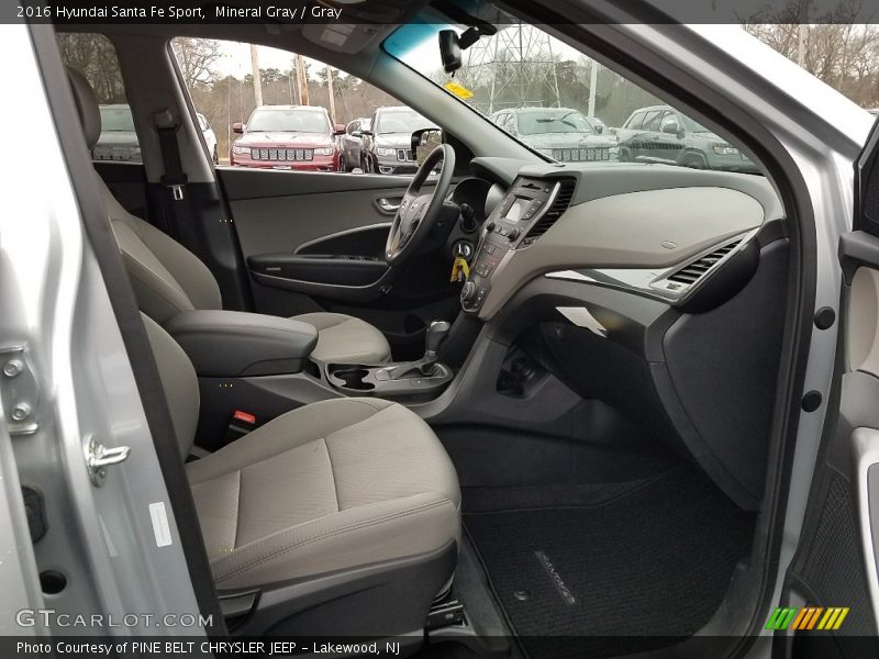 Mineral Gray / Gray 2016 Hyundai Santa Fe Sport
