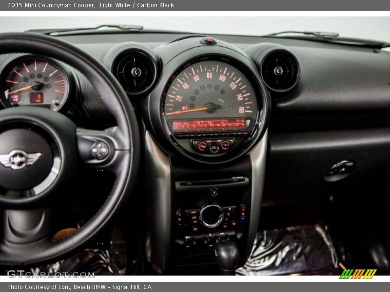 Light White / Carbon Black 2015 Mini Countryman Cooper