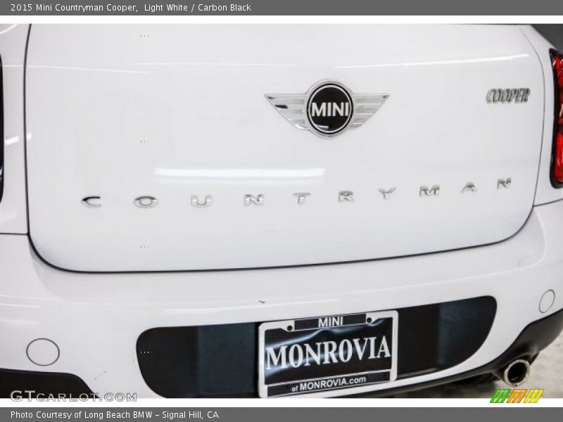 Light White / Carbon Black 2015 Mini Countryman Cooper